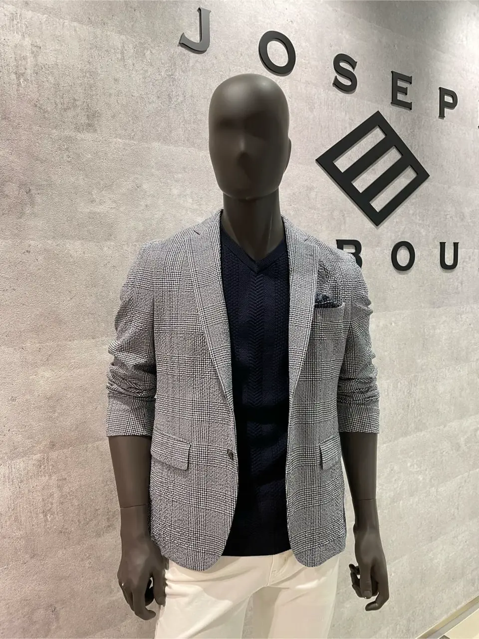 JOSEPH ABBOUD 東　 コーディネート画像