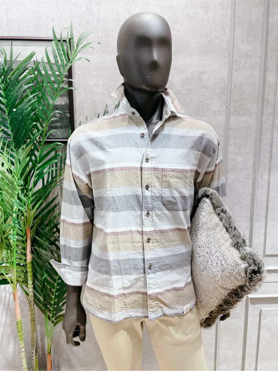 JOSEPH ABBOUD 二澤 コーディネート画像