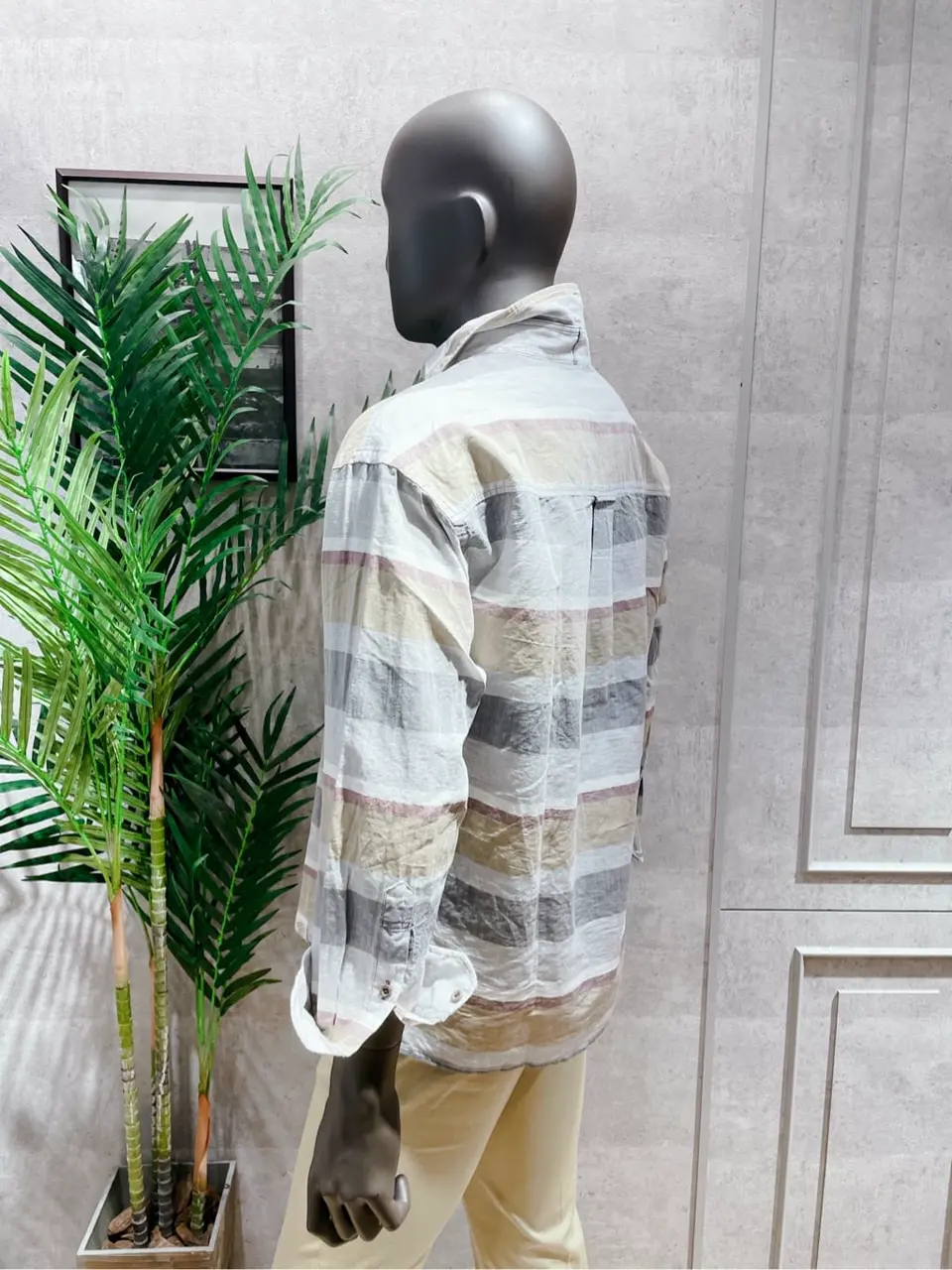 JOSEPH ABBOUD 二澤 コーディネート画像