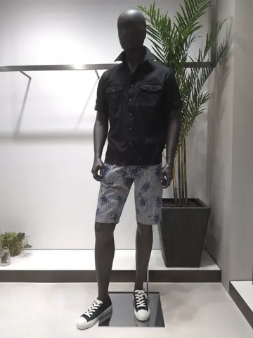 JOSEPH ABBOUD 重留 コーディネート画像