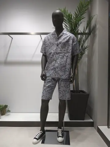 JOSEPH ABBOUD 重留 コーディネート画像