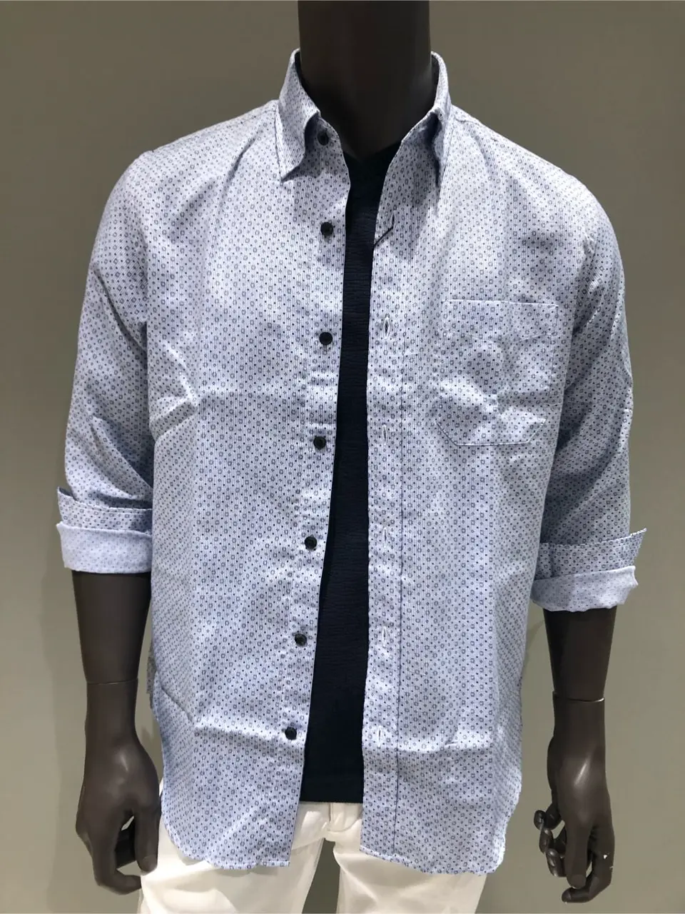 JOSEPH ABBOUD 川田 コーディネート画像