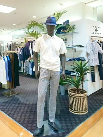 JOSEPH ABBOUD スタッフ コーディネート画像