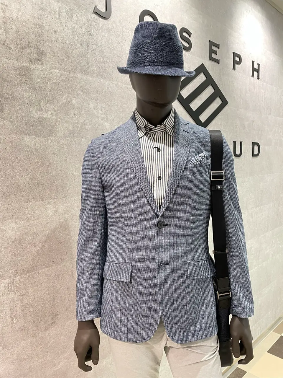 JOSEPH ABBOUD 東　 コーディネート画像