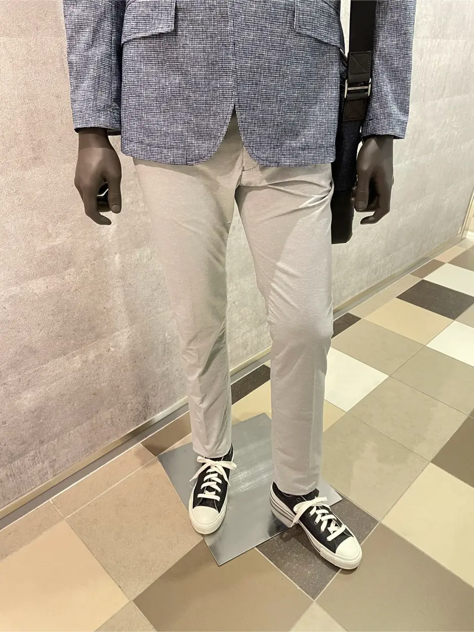 JOSEPH ABBOUD 東　 コーディネート画像