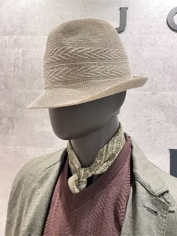 JOSEPH ABBOUD 東　 コーディネート画像