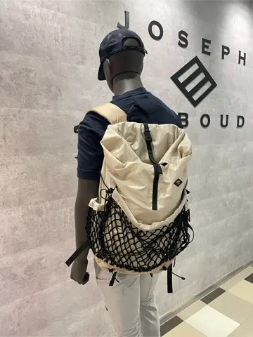 JOSEPH ABBOUD 東　 コーディネート画像