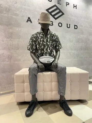 JOSEPH ABBOUD 東　 コーディネート画像