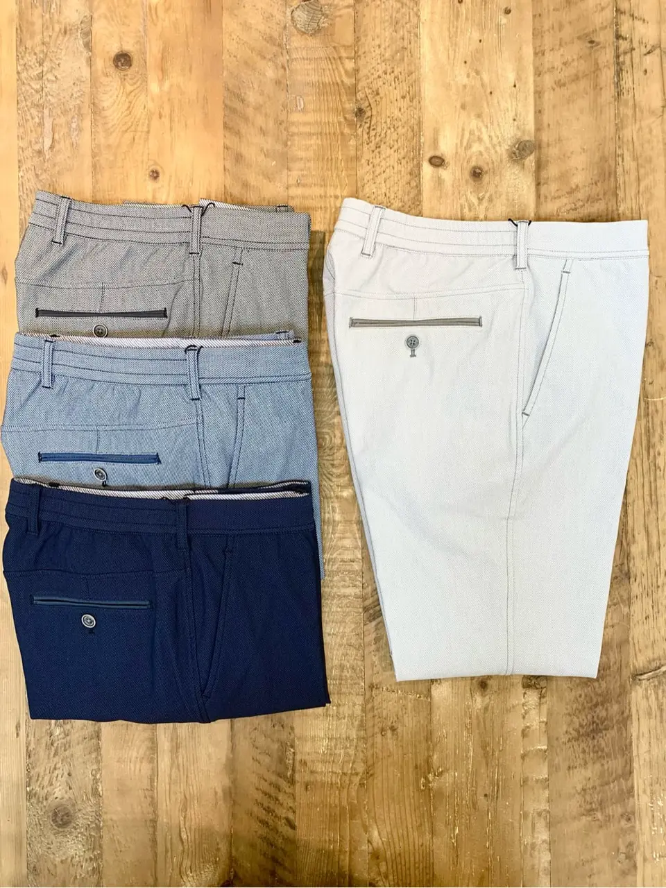 JOSEPH ABBOUD スタッフ コーディネート画像