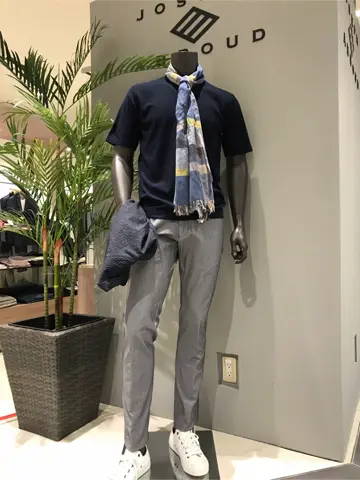 JOSEPH ABBOUD 伊津野 コーディネート画像