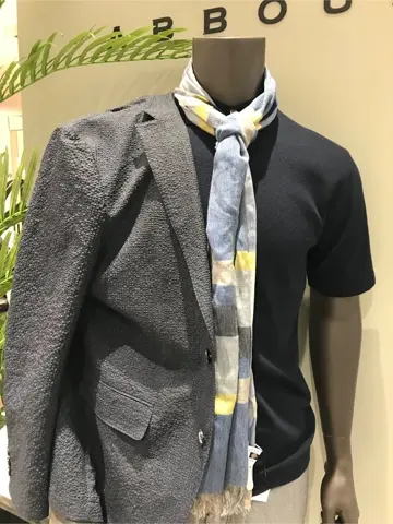 JOSEPH ABBOUD 伊津野 コーディネート画像