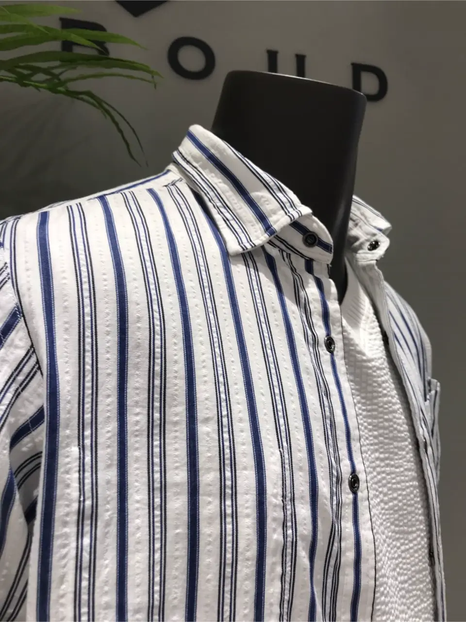 JOSEPH ABBOUD 伊津野 コーディネート画像