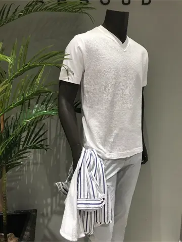 JOSEPH ABBOUD 伊津野 コーディネート画像