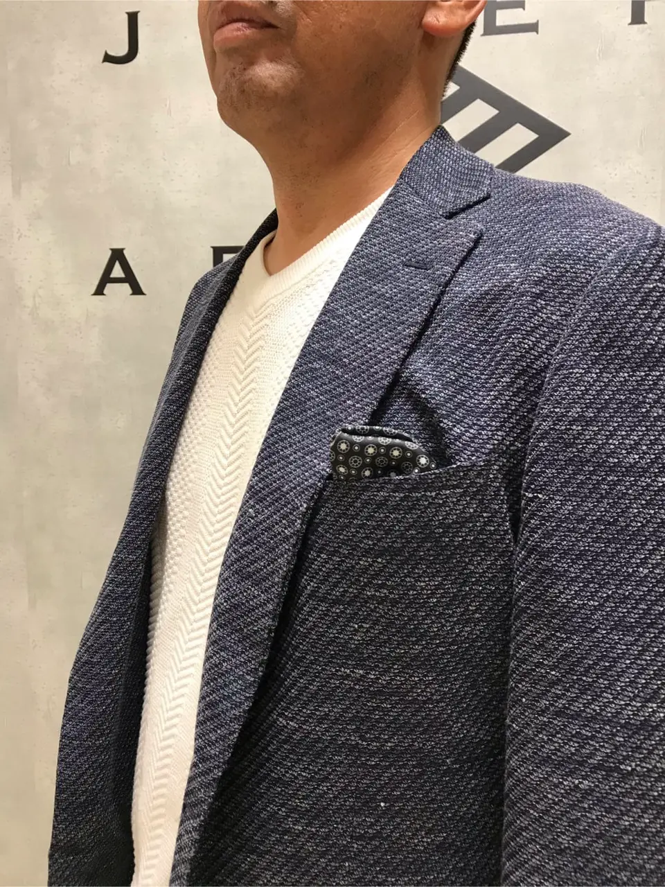 JOSEPH ABBOUD 佐藤 コーディネート画像