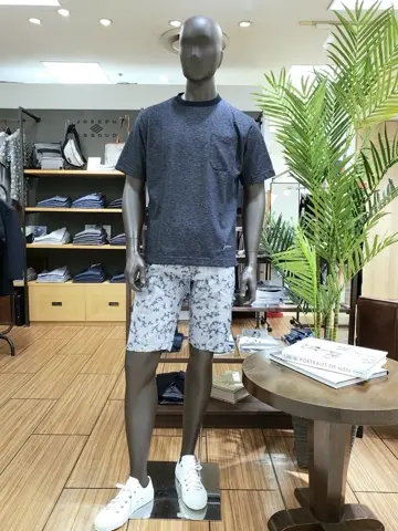 JOSEPH ABBOUD 中西 コーディネート画像