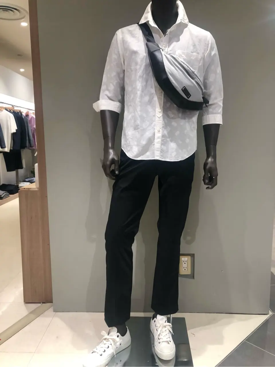 JOSEPH ABBOUD 川田 コーディネート画像