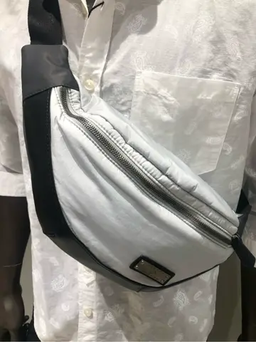 JOSEPH ABBOUD 川田 コーディネート画像