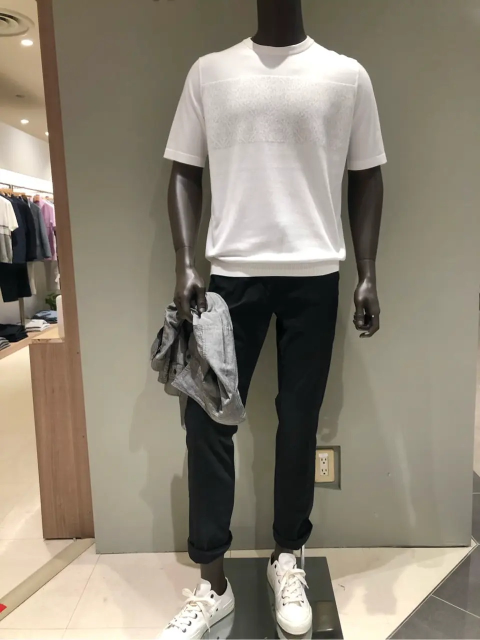 JOSEPH ABBOUD 川田 コーディネート画像