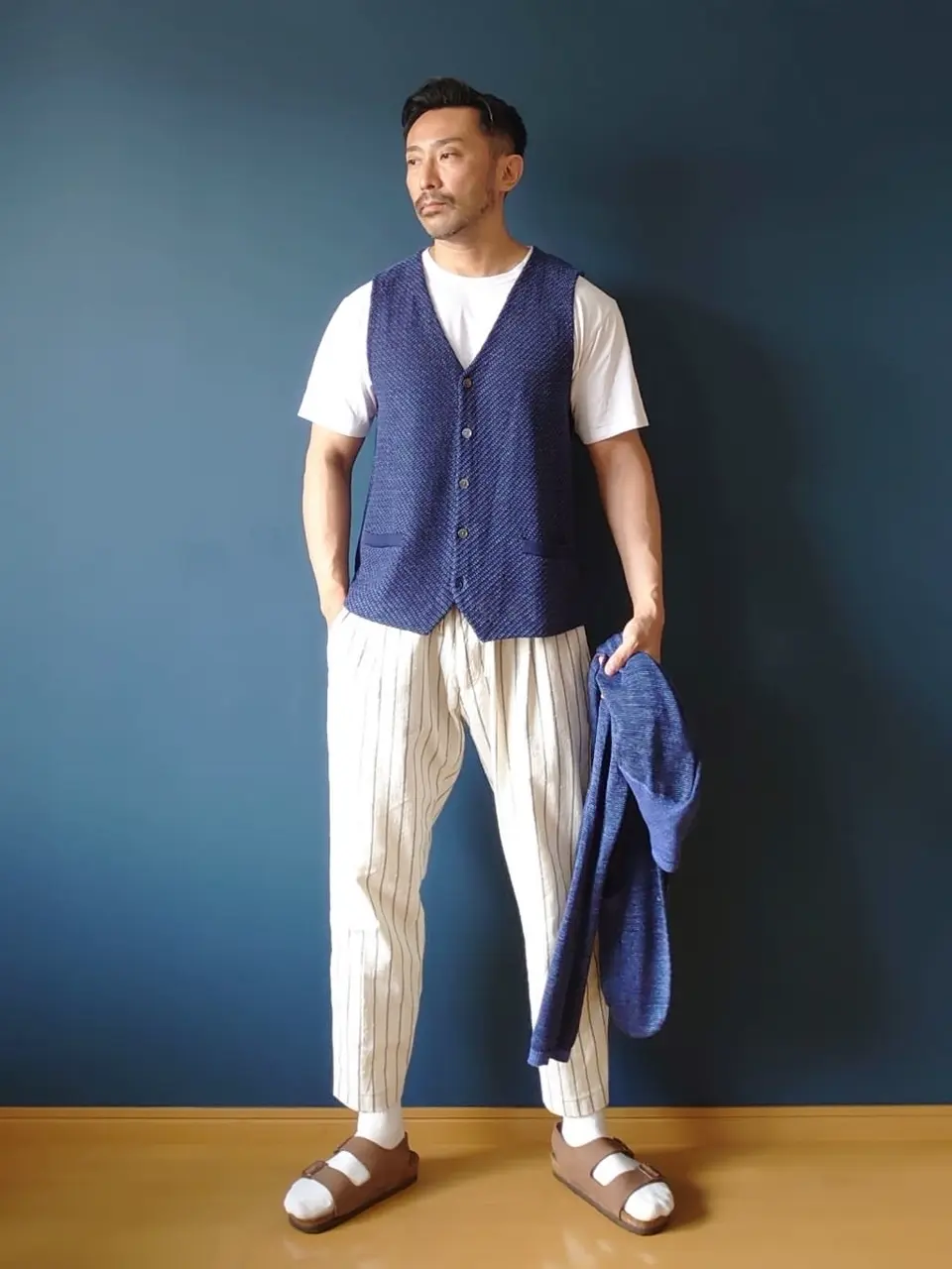 JOSEPH ABBOUD 安東 コーディネート画像