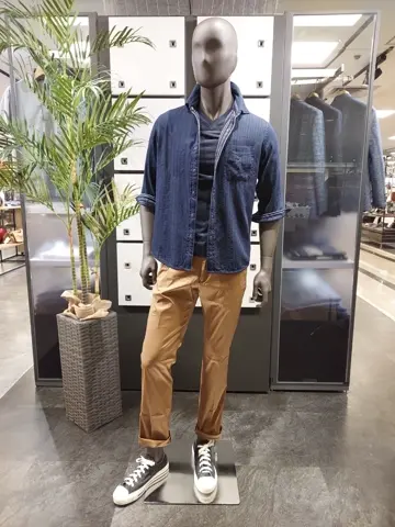 JOSEPH ABBOUD 宮下 コーディネート画像