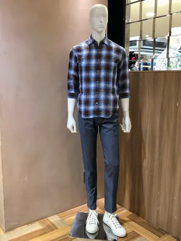 JOSEPH ABBOUD 小城 コーディネート画像