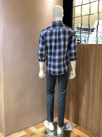 JOSEPH ABBOUD 小城 コーディネート画像