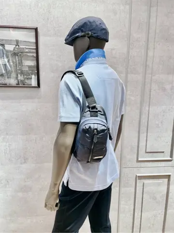 JOSEPH ABBOUD 二澤 コーディネート画像