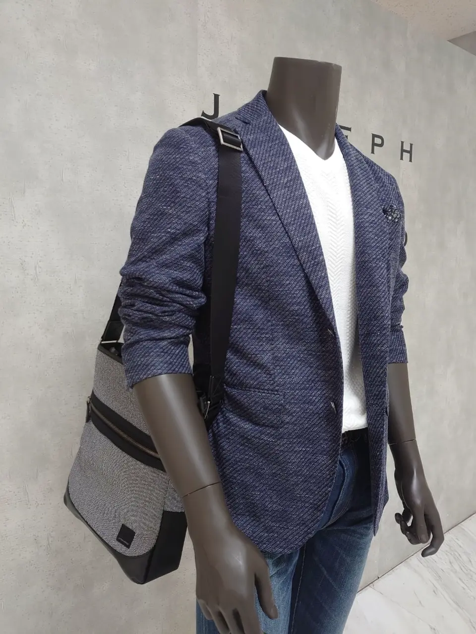 JOSEPH ABBOUD 石川 コーディネート画像