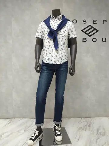JOSEPH ABBOUD 石川 コーディネート画像