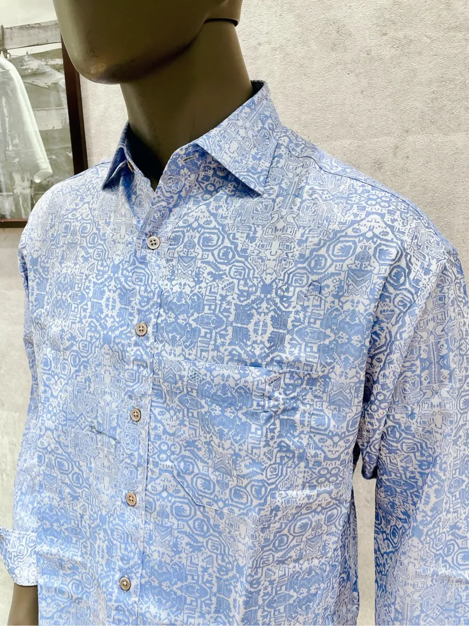 JOSEPH ABBOUD 二澤 コーディネート画像