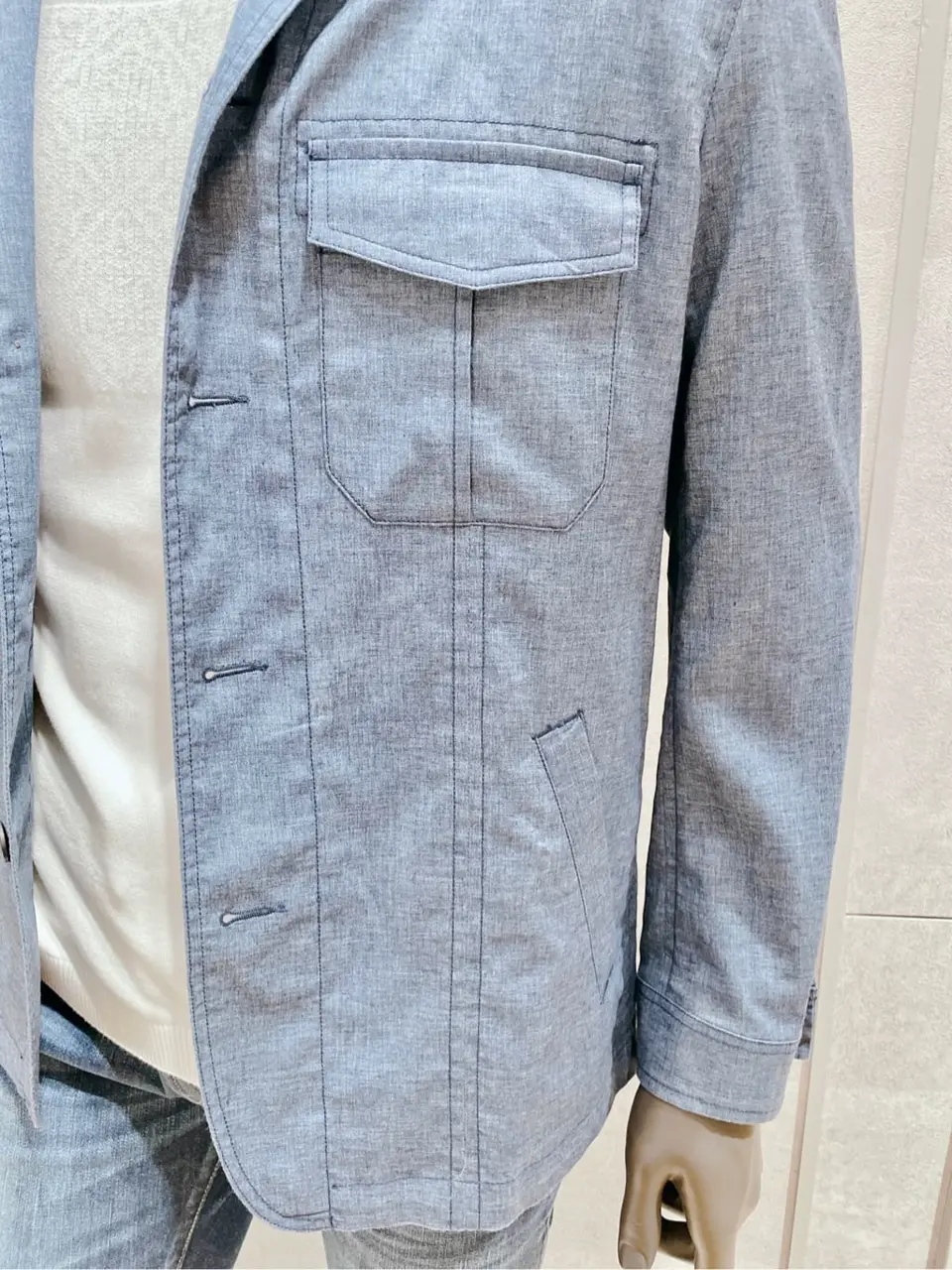 JOSEPH ABBOUD 二澤 コーディネート画像