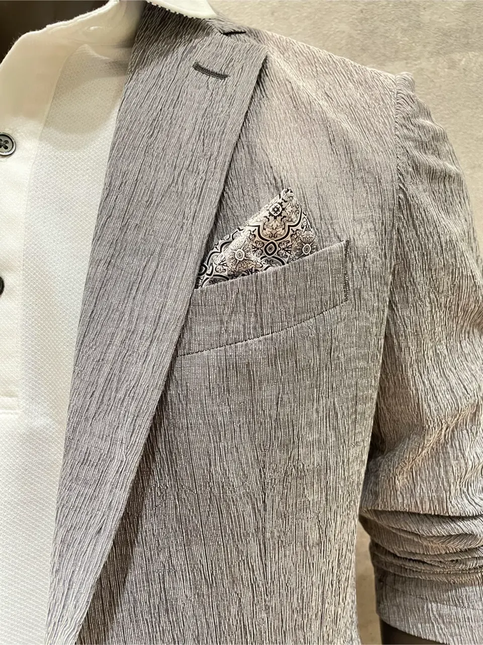 JOSEPH ABBOUD 東　 コーディネート画像