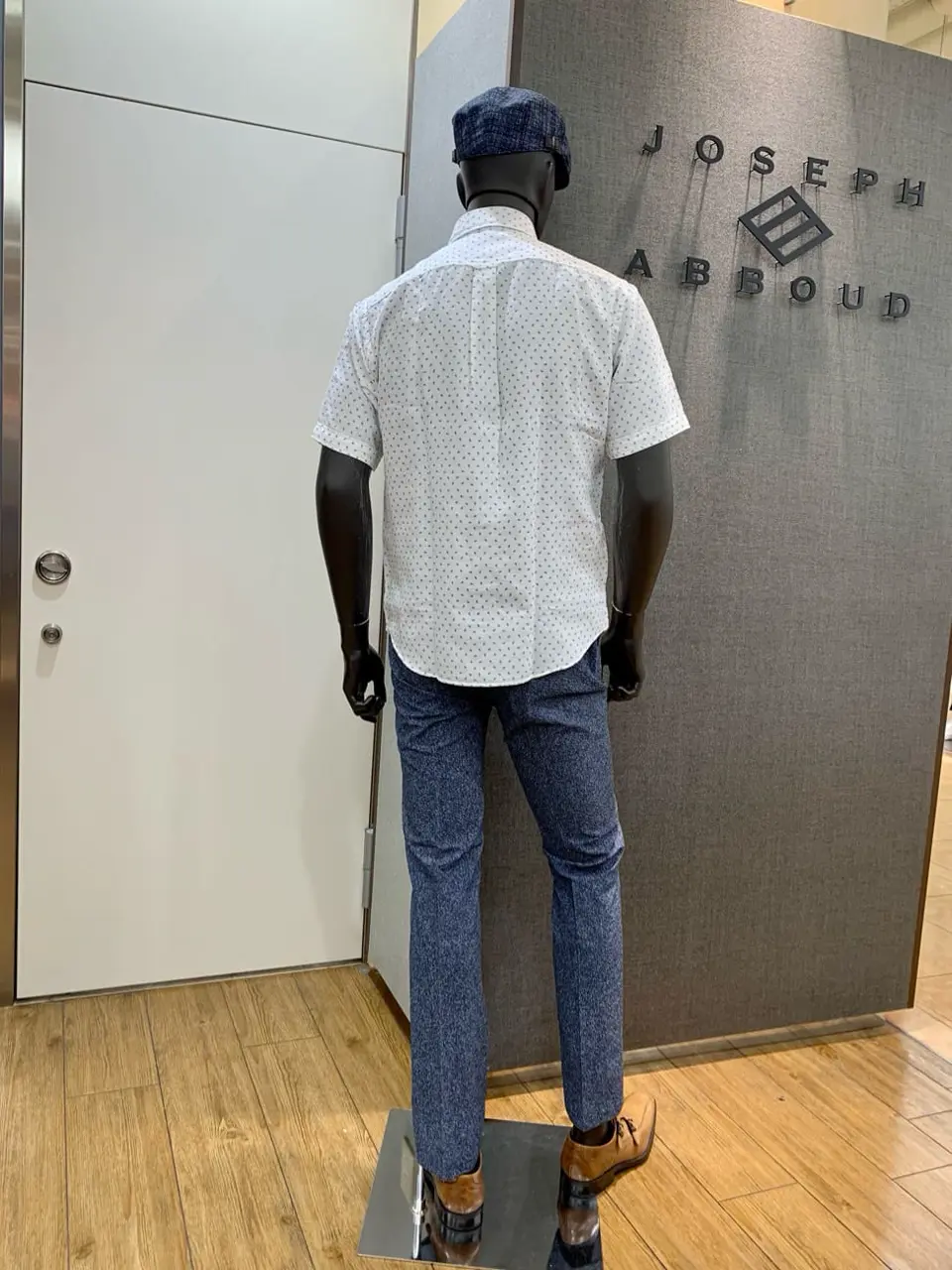 JOSEPH ABBOUD 草野 コーディネート画像