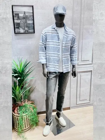 JOSEPH ABBOUD 二澤 コーディネート画像