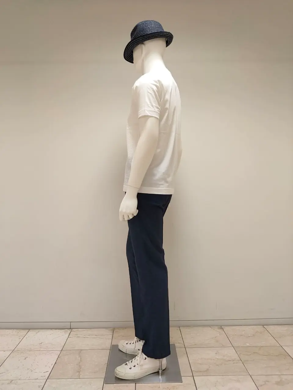 JOSEPH ABBOUD 袋地 コーディネート画像