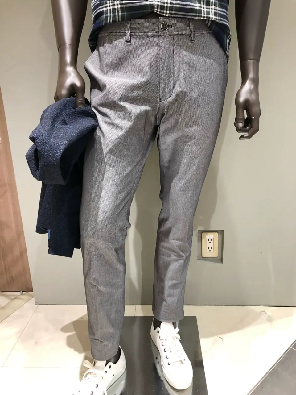 JOSEPH ABBOUD 川田 コーディネート画像