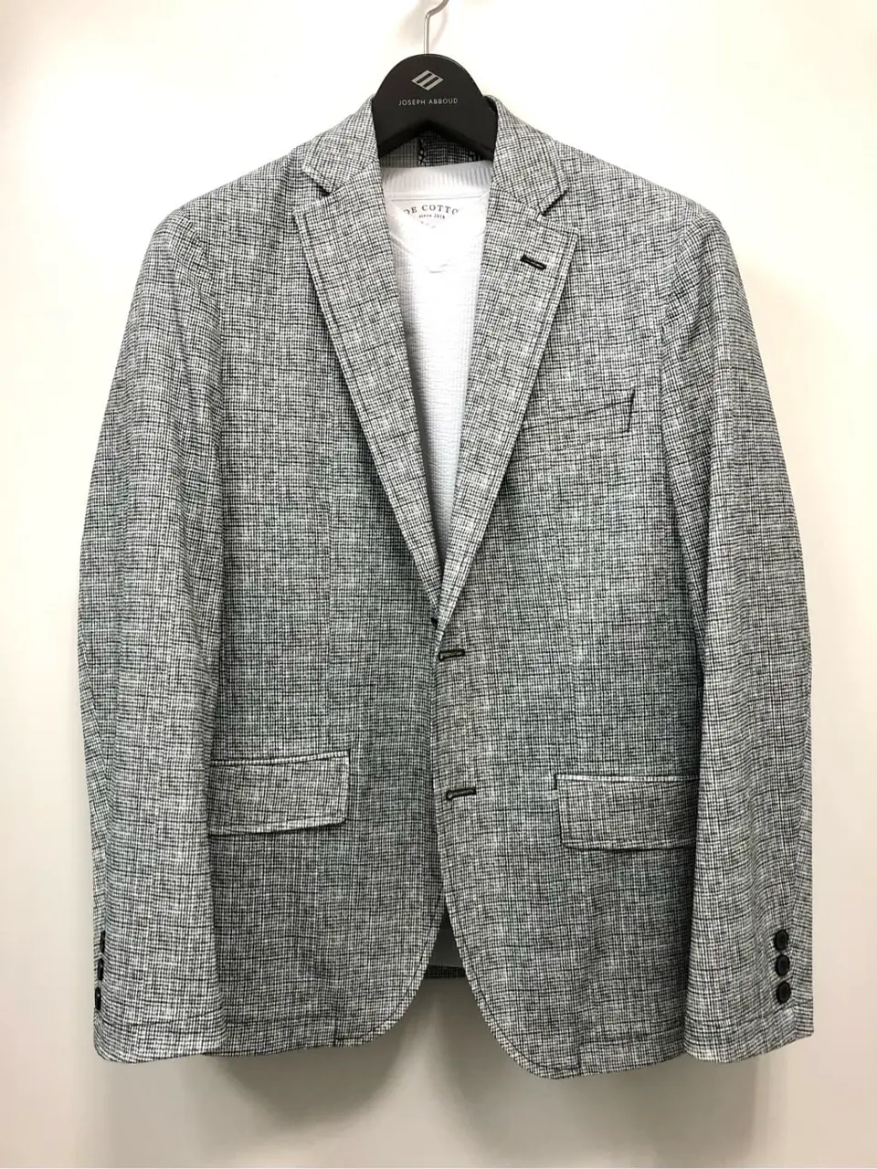 JOSEPH ABBOUD 植岡 コーディネート画像