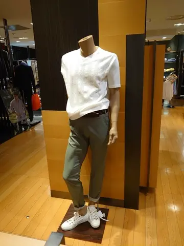 JOSEPH ABBOUD 三宅 コーディネート画像