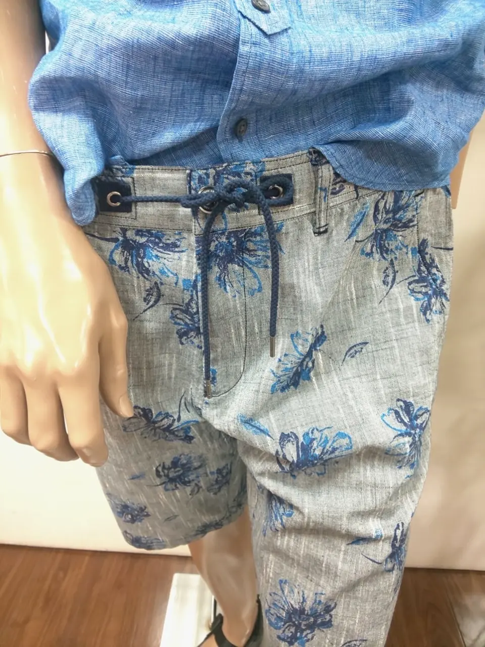 JOSEPH ABBOUD 斉藤 コーディネート画像