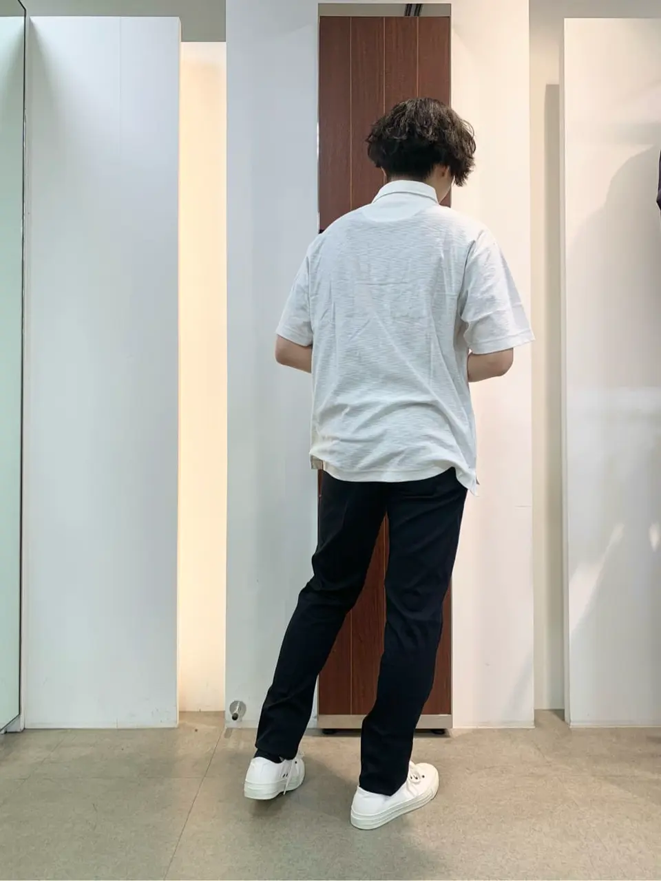 JOSEPH ABBOUD 板屋 コーディネート画像