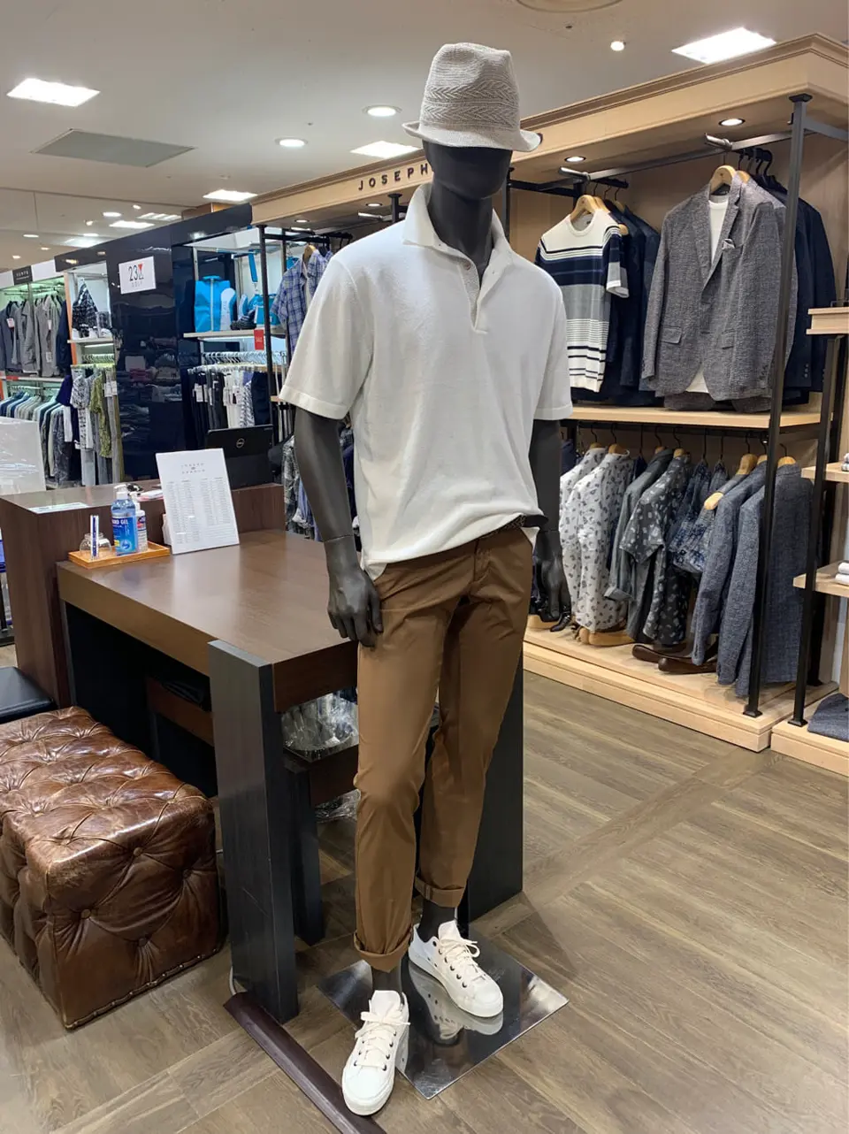  秦 コーディネート画像