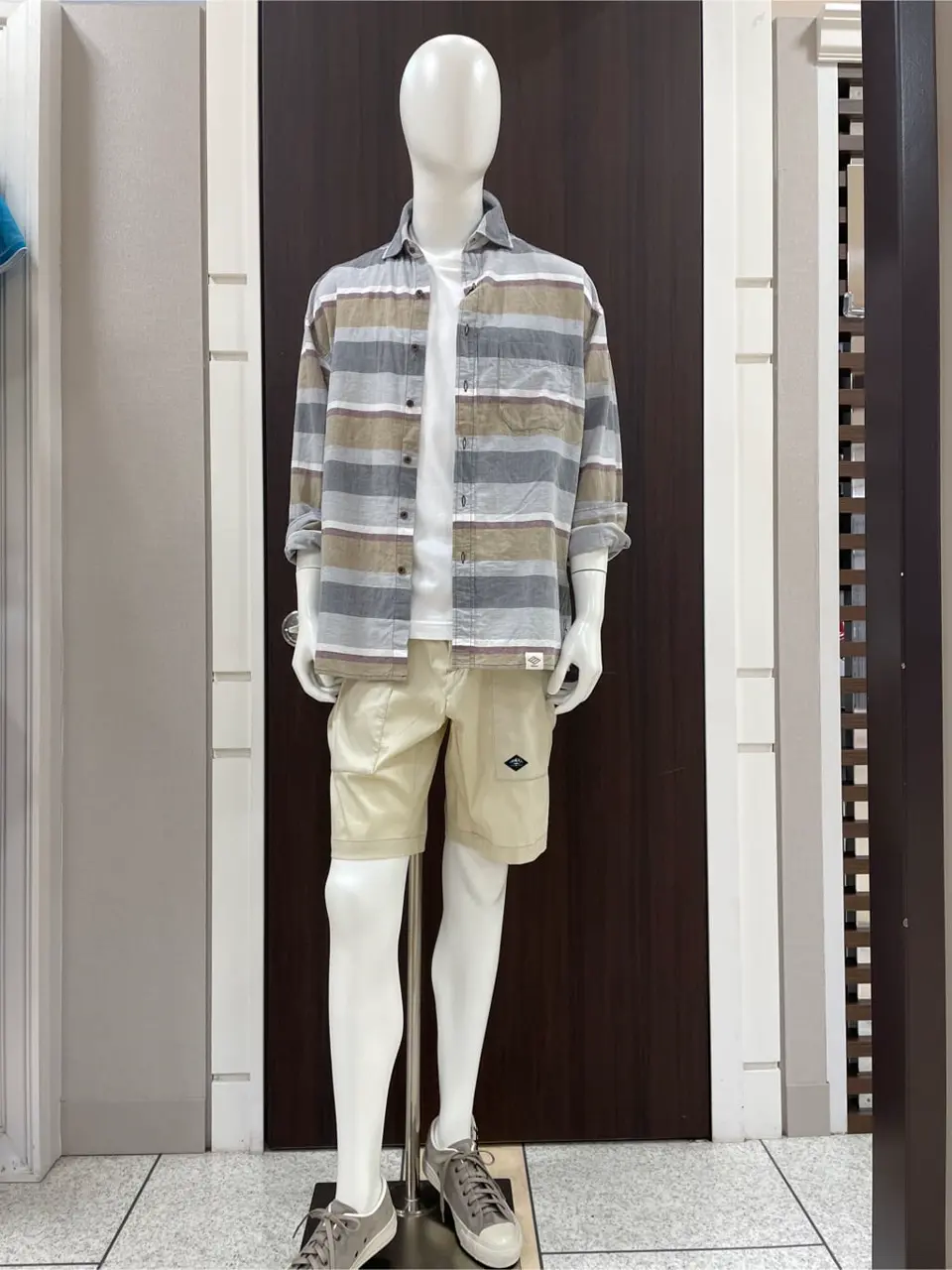 JOSEPH ABBOUD 松山 コーディネート画像