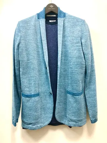 JOSEPH ABBOUD 植岡 コーディネート画像