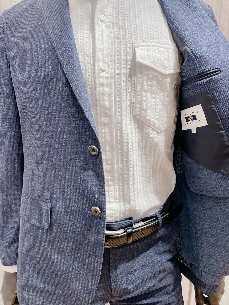 JOSEPH ABBOUD 二澤 コーディネート画像