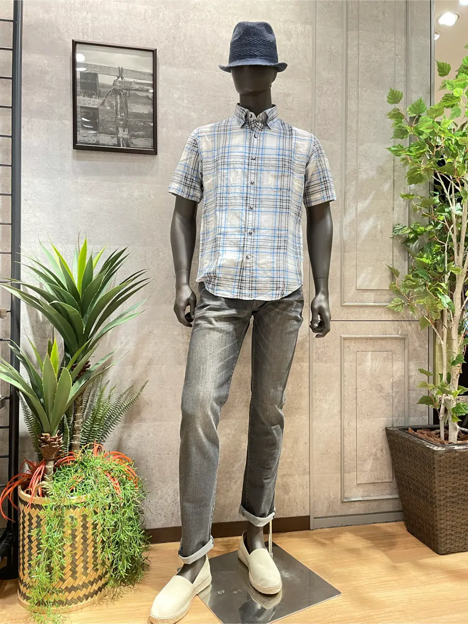  東　 コーディネート画像