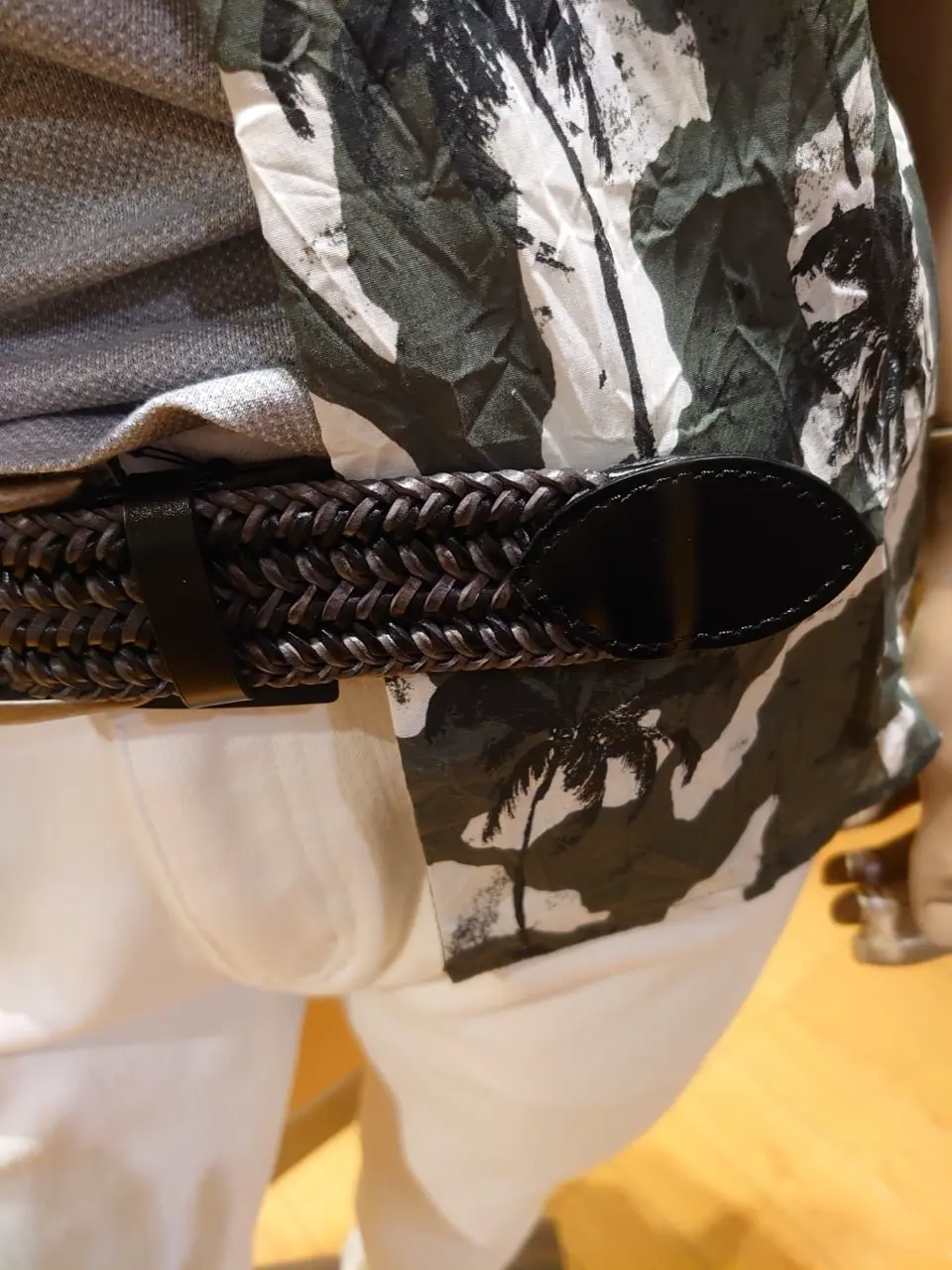 JOSEPH ABBOUD 三宅 コーディネート画像