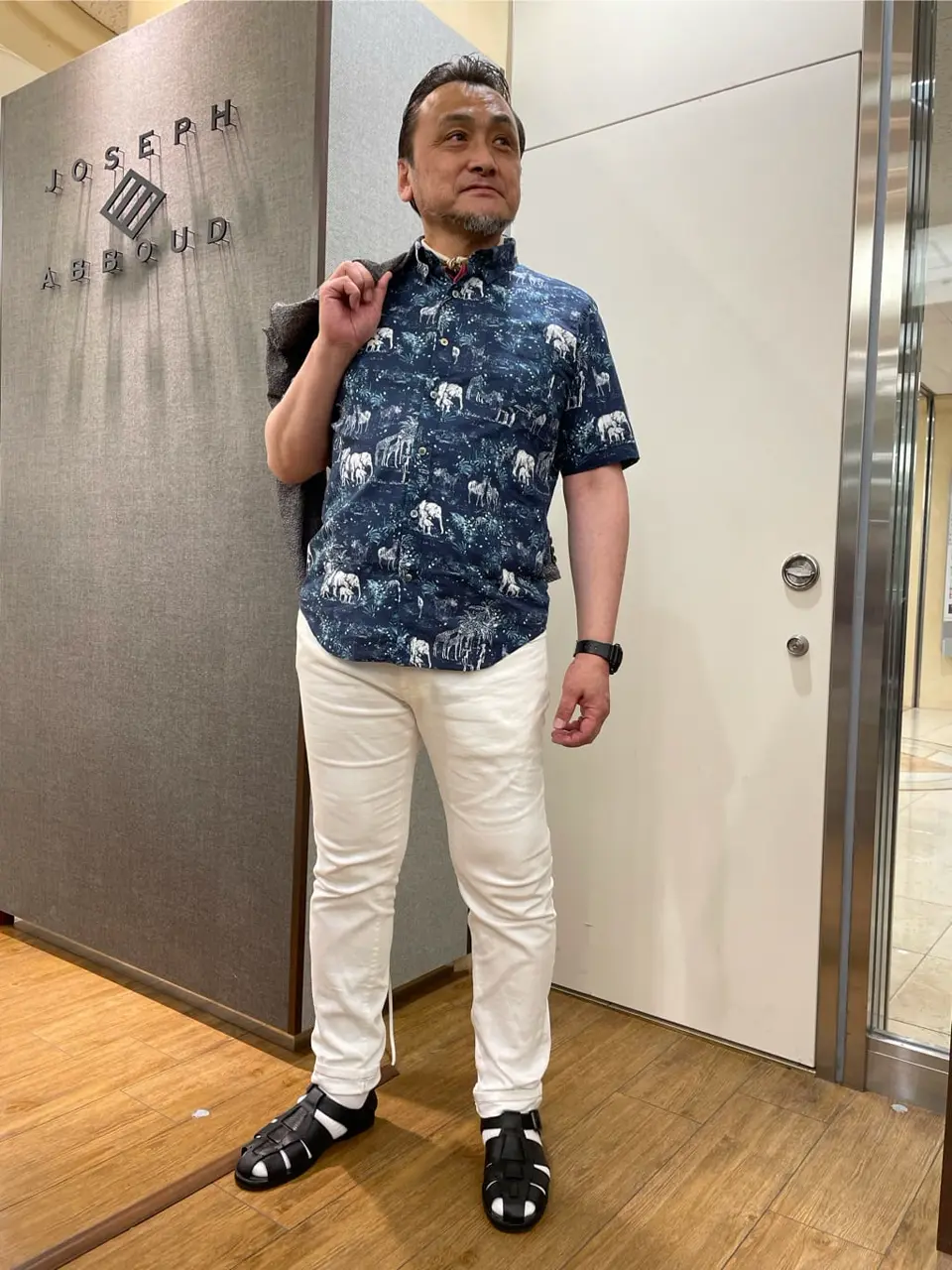 JOSEPH ABBOUD 辰見 コーディネート画像