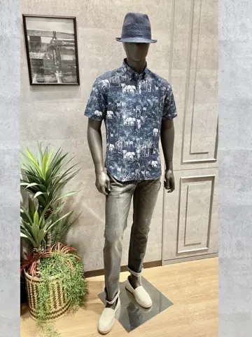 JOSEPH ABBOUD 二澤 コーディネート画像