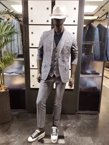 JOSEPH ABBOUD 宮下 コーディネート画像