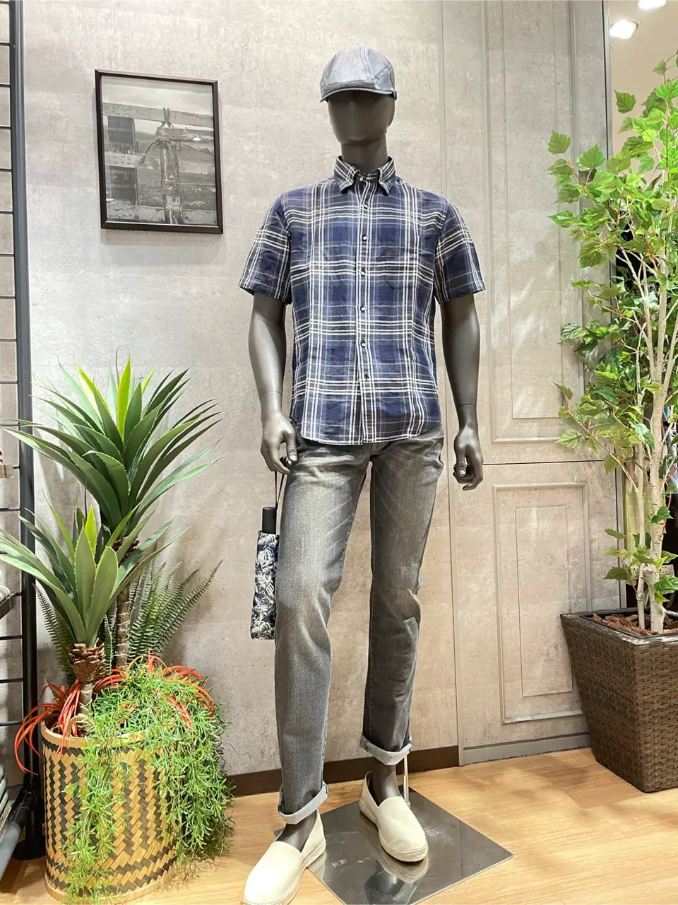  東　 コーディネート画像